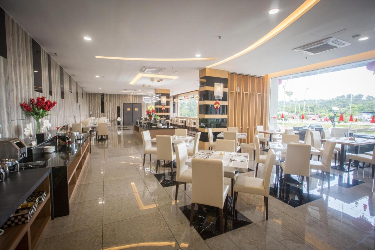 Lintas Platinum Hotel Kota Kinabalu Buitenkant foto